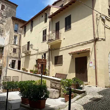 Grazioso In Centro Storico * Terracina